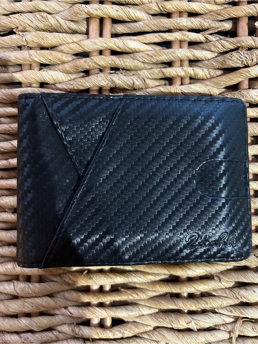 Zitahli Men’s Black Bi-Fold Wallet